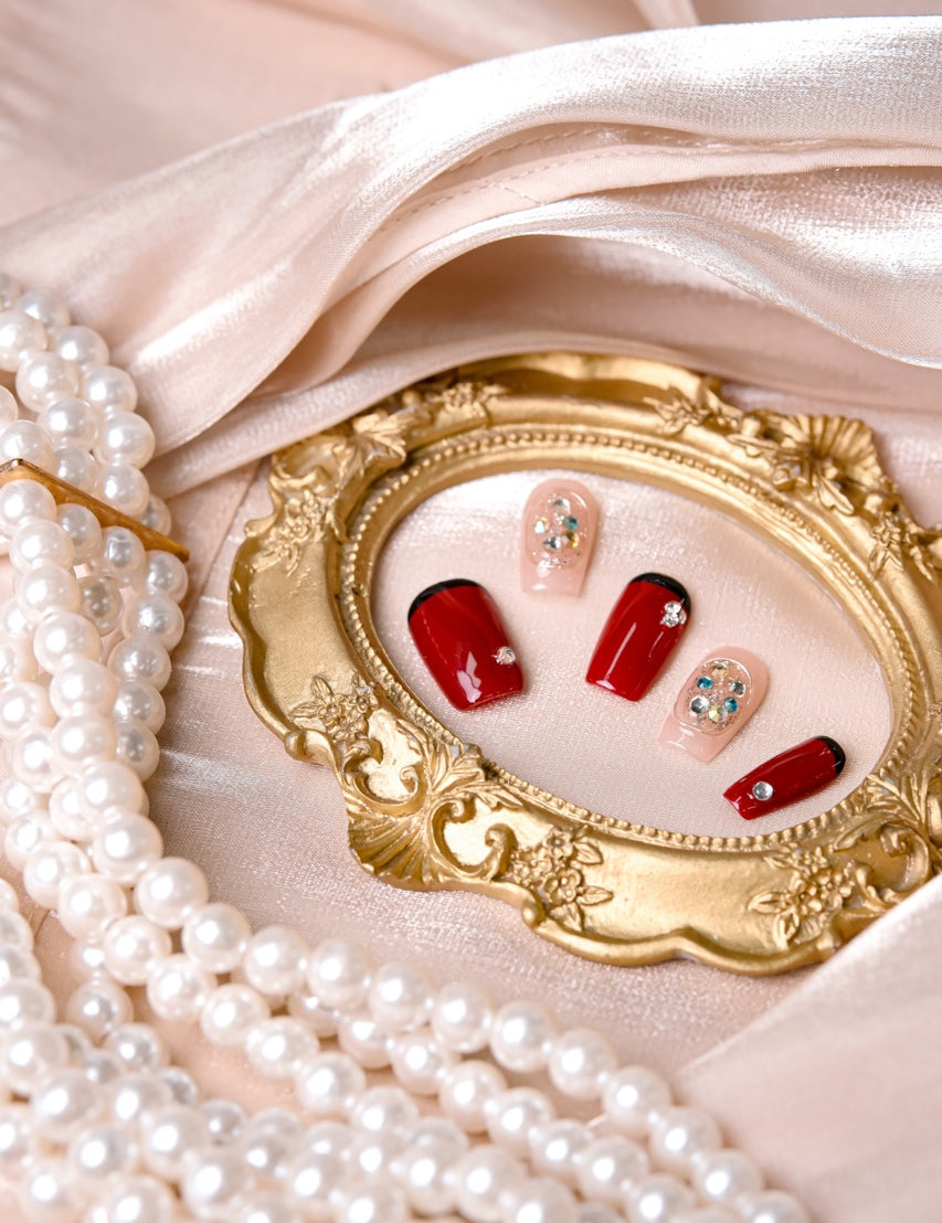 Crimson_Champagne_2_Large_8cfb0fd8-ac15-42b0-bbe5-c9c3b0ceb2c3.jpg